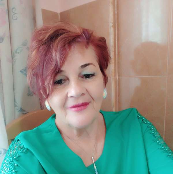 Felicia Macavei, profil Snep Queens din România